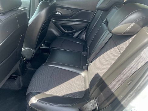 Used 2022 Buick Encore Preferred AWD/4WD image 11