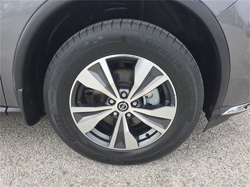 Used 2022 Nissan Murano SV image 27