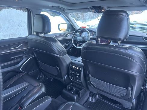 Used 2021 Jeep Grand Cherokee L Limited image 32