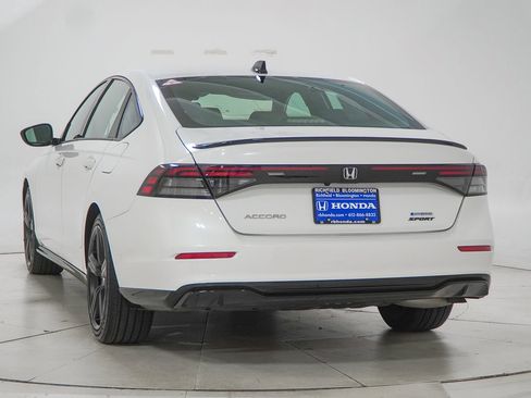 Used 2025 Honda Accord Sport image 8