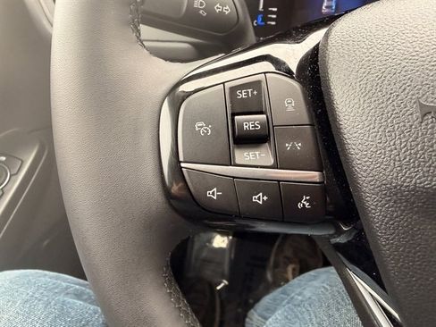 Certified 2024 Ford Escape SE FWD image 20