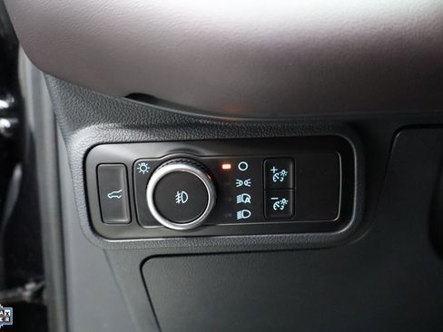 Certified 2025 Ford Explorer Platinum w/ LUX Leather Package image 15