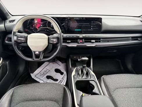 Certified 2025 Kia K4 GT-Line image 10