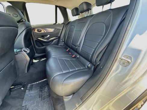 Used 2017 Mercedes-Benz GLC 300 image 19