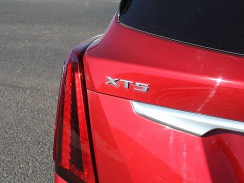 Used 2023 Cadillac XT5 Premium Luxury w/ Technology Package image 5