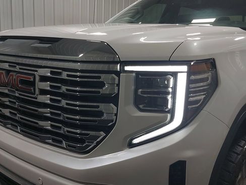 Used 2022 GMC Sierra 1500 Denali image 33