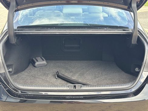 Used 2024 Lexus ES 350 w/ Premium Package FWD image 5