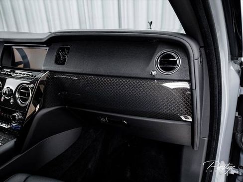 Used 2024 Rolls-Royce Cullinan Black Badge AWD/4WD image 47