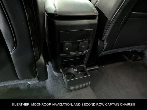 Used 2023 Ford Explorer XLT AWD/4WD image 20