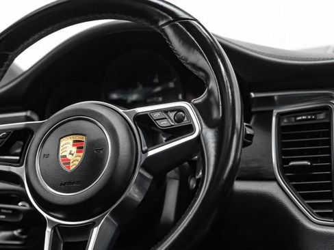 Used 2018 Porsche Macan GTS AWD/4WD image 18