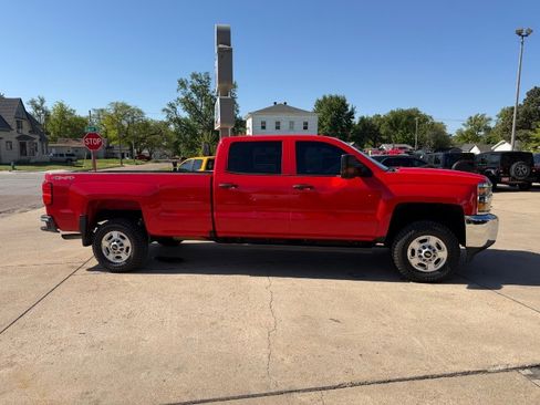 Used 2017 Chevrolet Silverado 2500 W/T w/ Snow Plow Prep Package AWD/4WD image 25