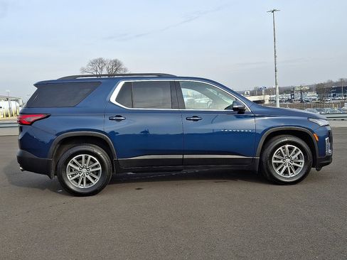 Certified 2023 Chevrolet Traverse LT image 7