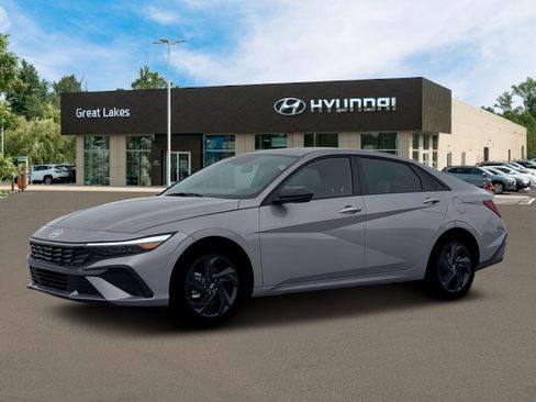New 2026 Hyundai Elantra Sport image 2