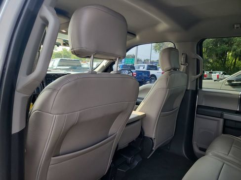 Used 2018 Ford F150 XLT AWD/4WD image 9