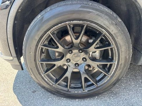 Used 2018 Dodge Durango SXT w/ 3rd Row Seating Group AWD/4WD image 26