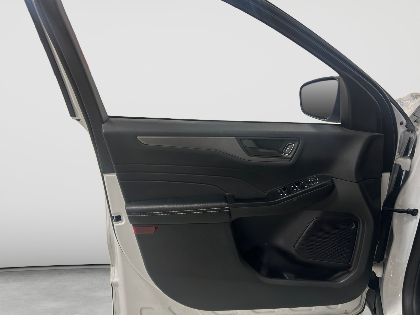 Used 2024 Ford Escape Active FWD image 12