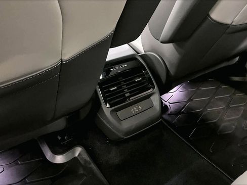 Used 2022 Volkswagen ID.4 Pro S w/ Gradient Package image 38