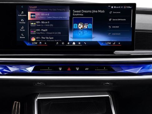 Used 2024 BMW 760i xDrive w/ Premium Package AWD/4WD image 11