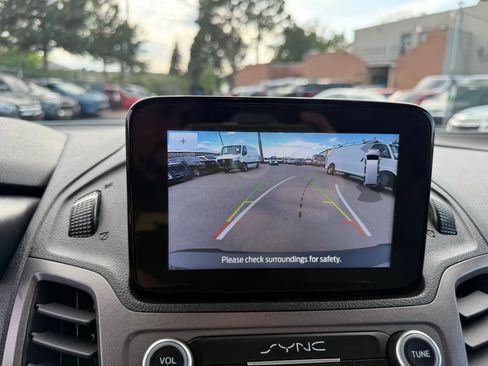 Used 2022 Ford Transit Connect XLT FWD image 22