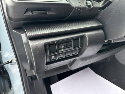 Used 2021 Subaru Crosstrek 2.0i Premium image 25