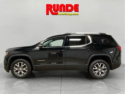 Used 2023 GMC Acadia SLT image 2