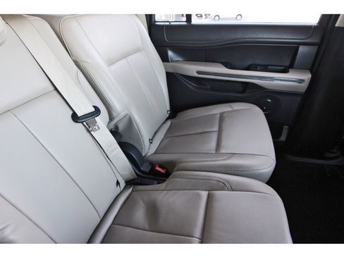 Used 2023 Ford Expedition Max XLT AWD/4WD image 15