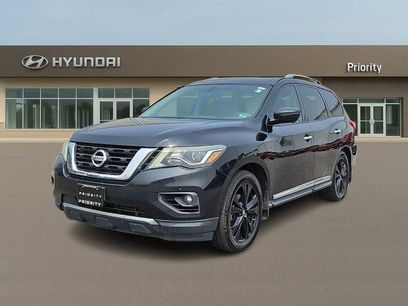 Used 2017 Nissan Pathfinder Platinum w/ Midnight Edition Package