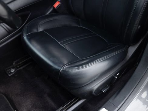 Used 2017 Lincoln MKZ Premiere image 21