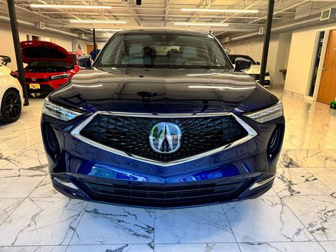 Used 2023 Acura MDX SH-AWD w/ Technology Package image 2