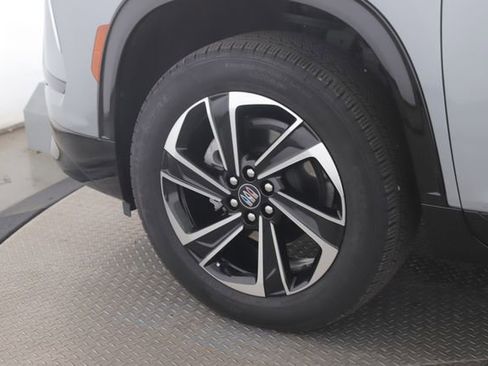 Used 2025 Buick Enclave Sport Touring w/ Power Package image 13