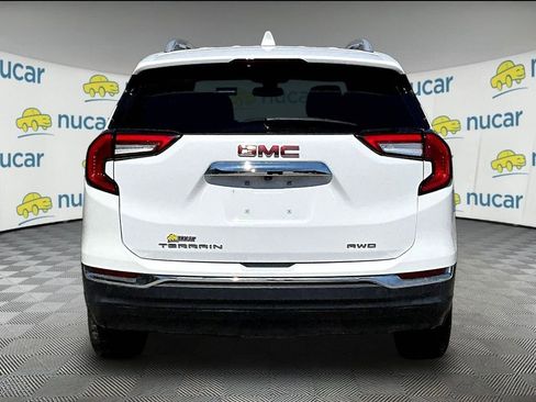 Used 2024 GMC Terrain SLT AWD/4WD image 5