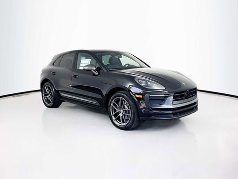 New 2025 Porsche Macan image 7