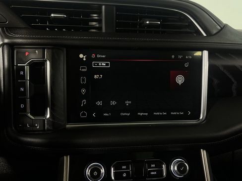 Used 2024 GMC Yukon Denali image 18