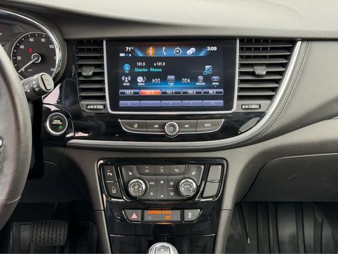 Used 2019 Buick Encore Essence w/ Experience Buick Package image 17