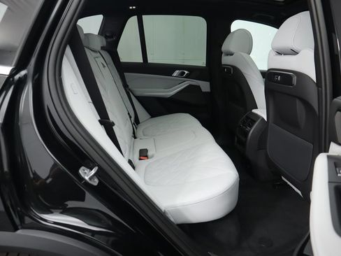 Certified 2026 BMW X5 xDrive40i w/ Premium Package image 24