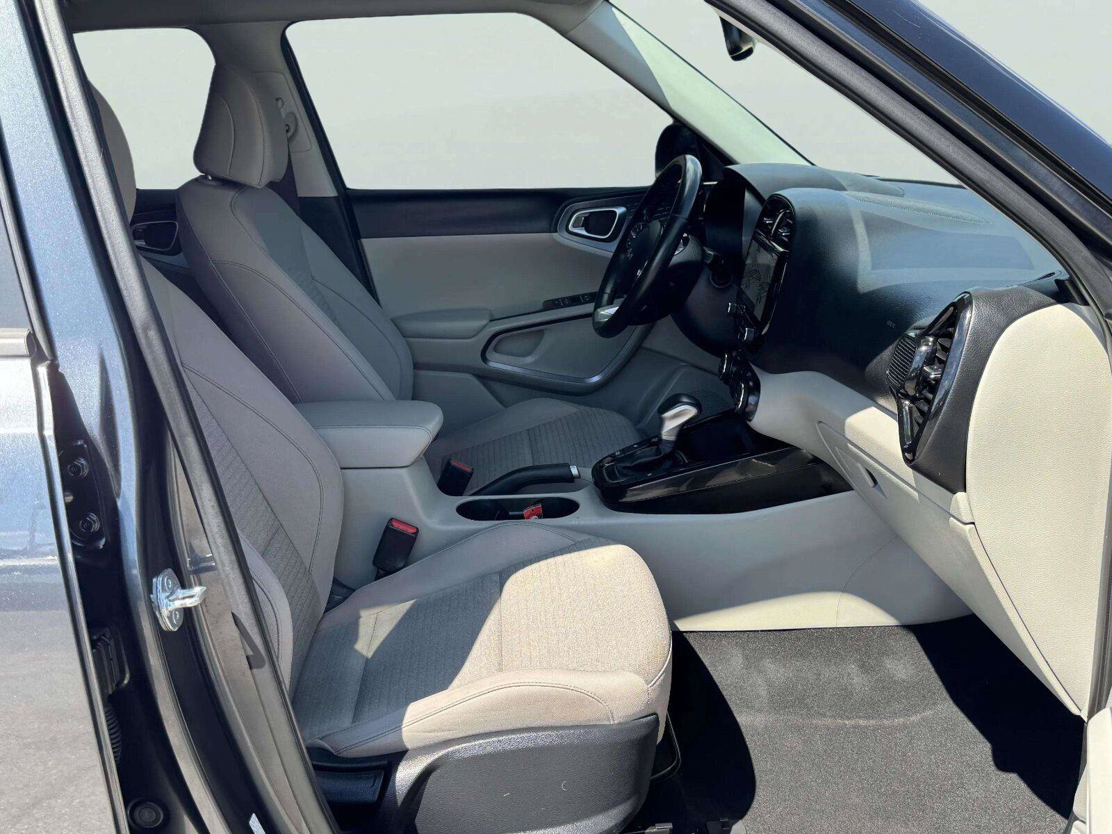 Used 2023 Kia Soul EX FWD image 42