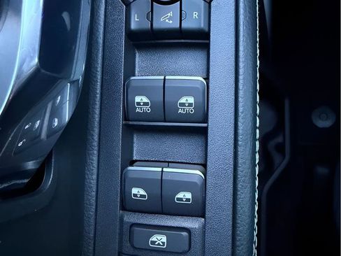 Used 2026 RAM 2500 Laramie image 23