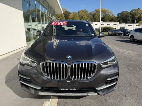 Used 2023 BMW X5 xDrive40i w/ Premium Package image 4
