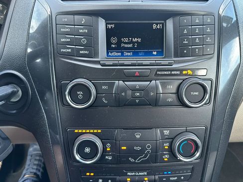 Used 2018 Ford Explorer 4WD image 10