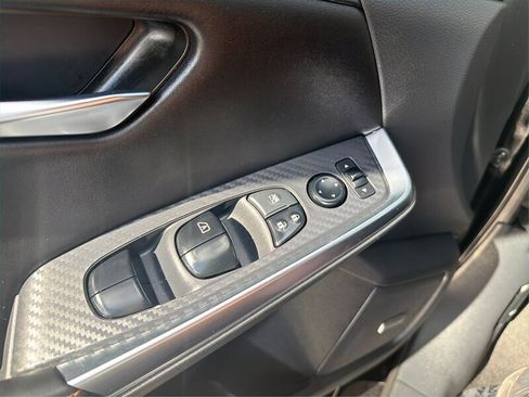 Used 2020 Nissan Sentra SR w/ Premium Package image 28