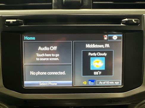 Used 2015 Toyota 4Runner SR5 AWD/4WD image 26