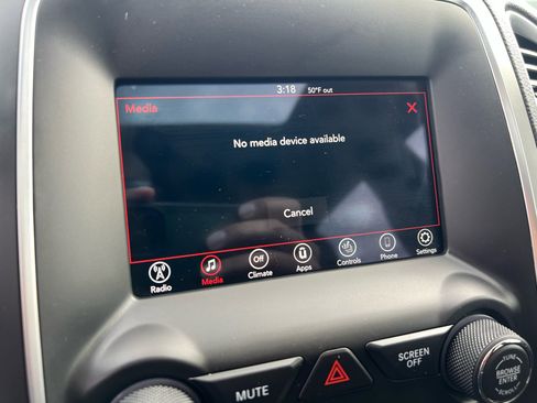 Used 2019 Dodge Durango SXT image 45