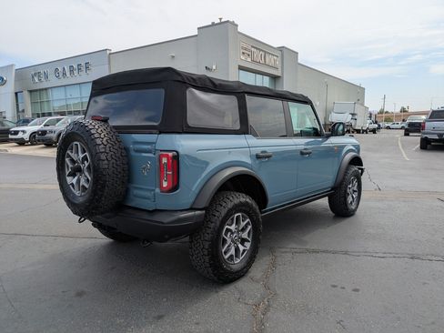 Certified 2023 Ford Bronco Badlands AWD/4WD image 3