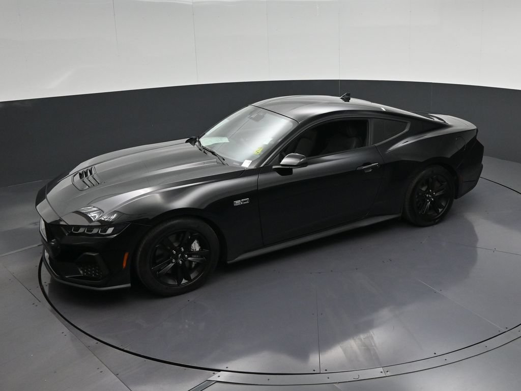 Used 2024 Ford Mustang GT RWD image 21