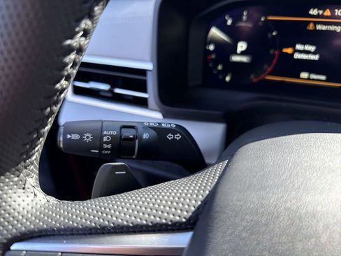 New 2025 Mitsubishi Outlander SE image 22