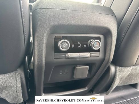 Used 2026 Buick Enclave Sport Touring w/ Power Package AWD/4WD image 29