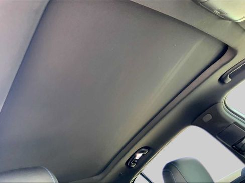 Used 2024 Cadillac XT4 Sport w/ Cold Weather Package FWD image 14