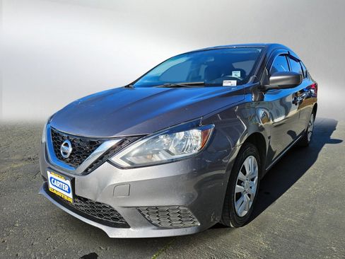 Used 2016 Nissan Sentra S image 6