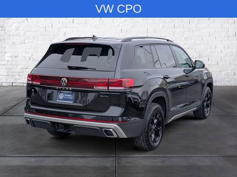 Certified 2025 Volkswagen Atlas Peak Edition SE image 7