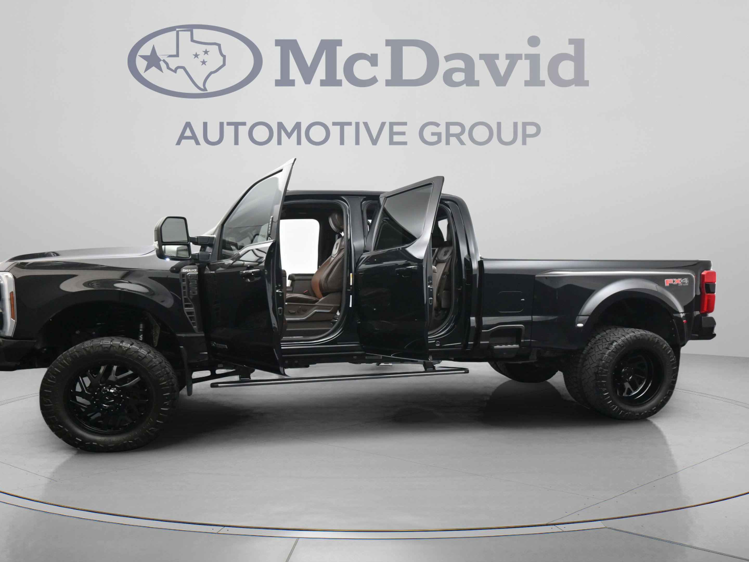 Used 2024 Ford F350 King Ranch w/ Chrome Package AWD/4WD image 41